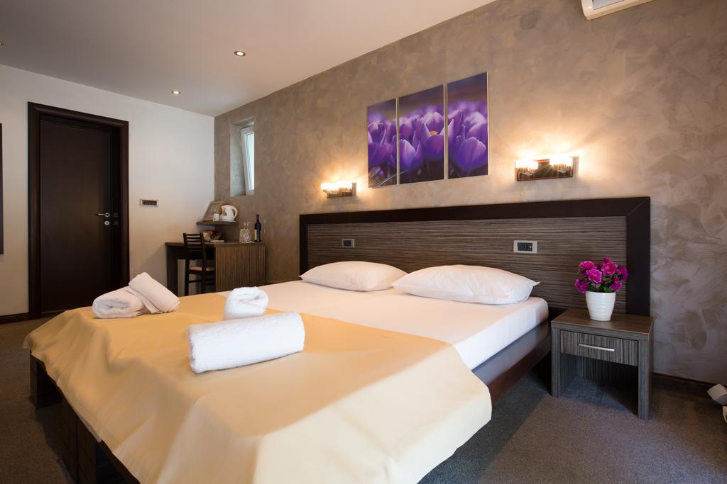 Villa Mystique Belgrade Luaran gambar