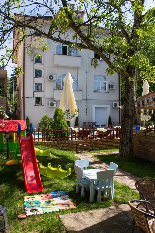 Villa Mystique Belgrade Luaran gambar