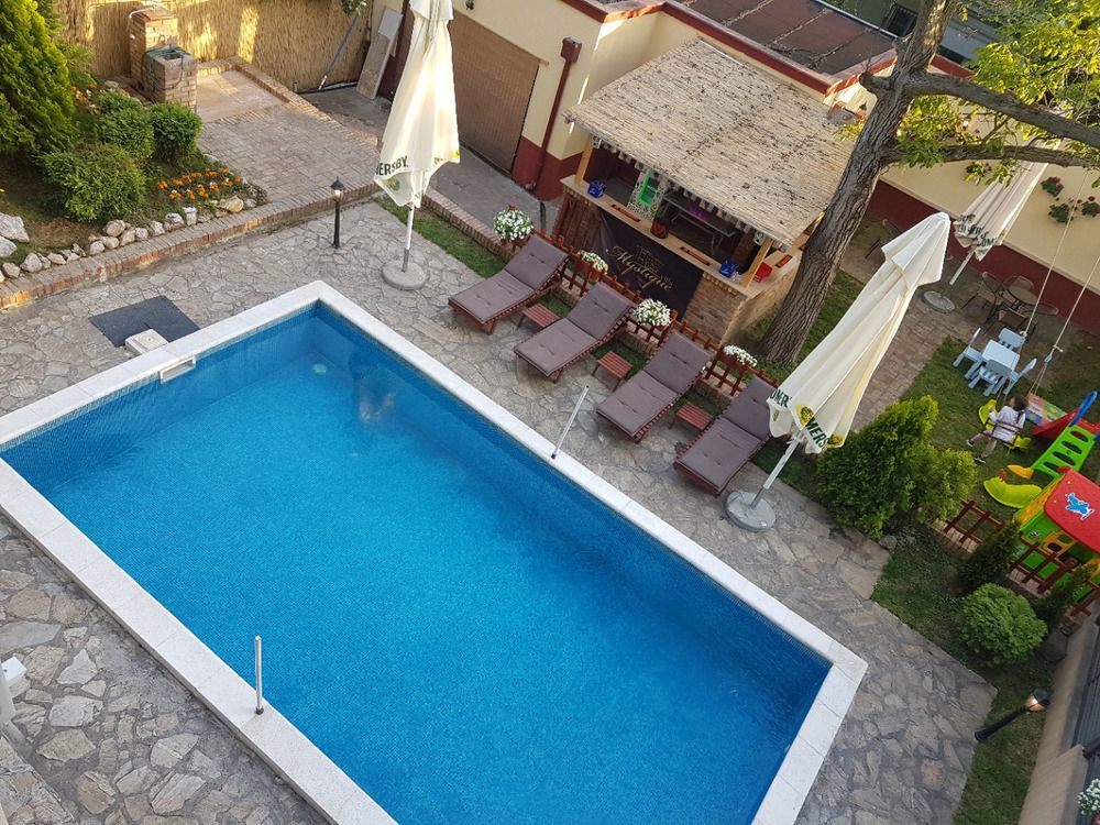 Villa Mystique Belgrade Luaran gambar