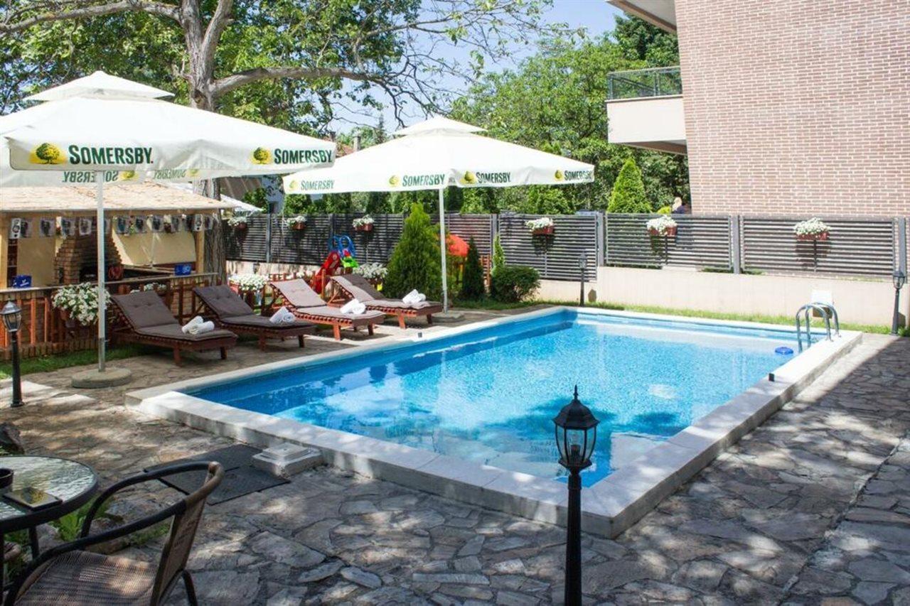 Villa Mystique Belgrade Luaran gambar